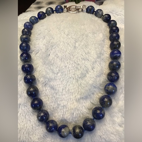 Genuine Lapis Azul Necklace